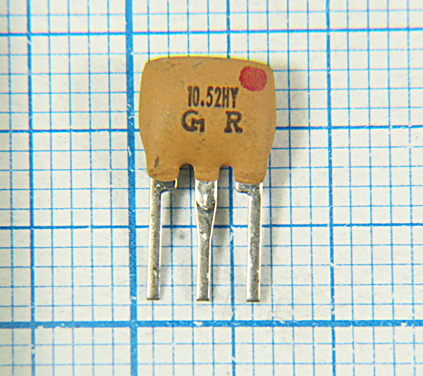 ф 10520 \пол\110/3\SFEL\3P\SFE10,52MHYK (кр)прав --- Кварцевые фильтры (диэлектрические, пьезокерамические, ПАВ (SAW), ФЭМ, фильтры из других пьезоматериалов)