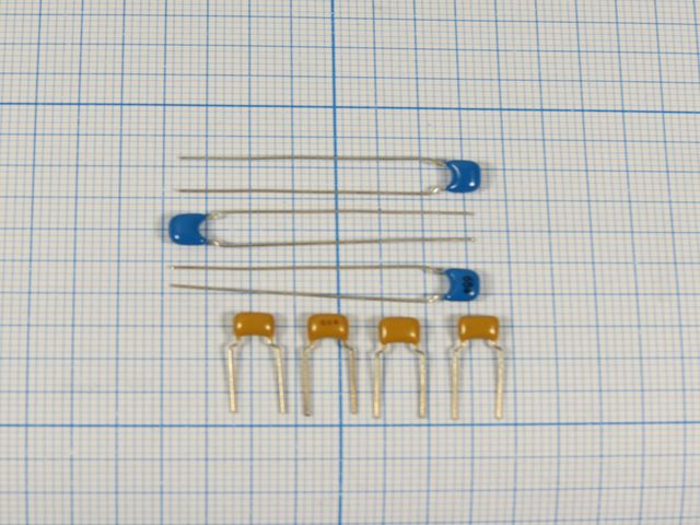 к 3300 пФ\   50\ 4x 2\20\ +85C\Y5V\\2L5\\(332) --- Конденсаторы керамические