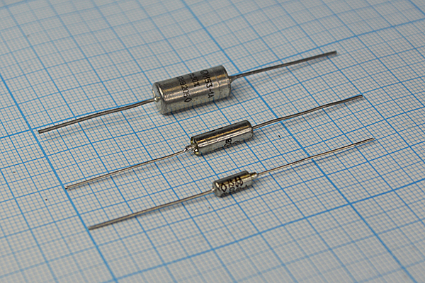 кэ     1 \ 20\AXI 3x 8\20\+125C\Ta\2L\К53-1\ --- Конденсаторы ниобиевые и танталовые