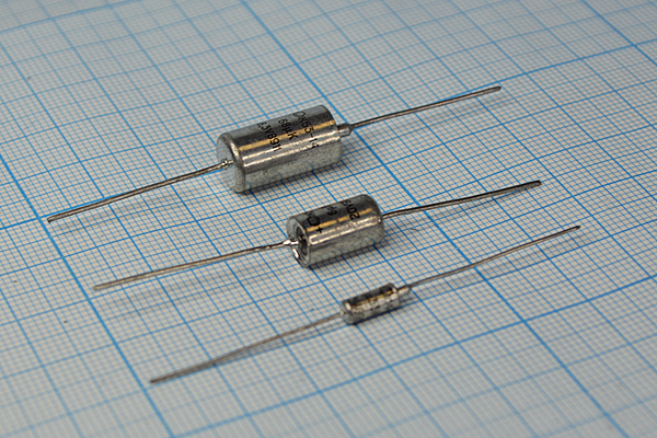 кэ    10\ 10\AXI 4x10\20\+85C\Al\2L\К53-14 --- Конденсаторы электролитические