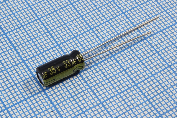 кэ    33\ 35\ 5x11\20\+105C\Al\2P2\EEUFM\Panasonic --- Конденсаторы электролитические