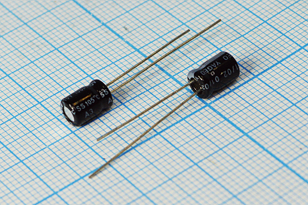 кэ   100\ 10\ 5x 7\20\+105C\Al\2L\SSR\YAGEO --- Конденсаторы электролитические