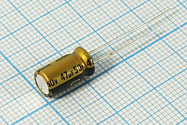 кэ    47\ 50\ 7x11\20\+85C\Al\2L\UFW\NICHICON --- Конденсаторы электролитические