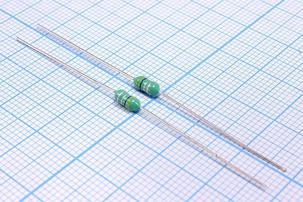 индук   0,47мкГн\ 0,65А\AXI2,5x 6,5\\\\\EC24\ --- Дроссели(катушки индуктивности)