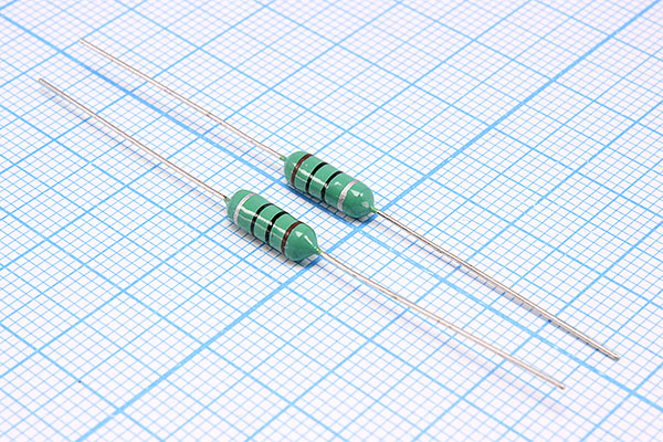 индук  10,0мкГн\ 1,5А\AXI3,5x 8,0\10%\\\\EC38\ --- Дроссели(катушки индуктивности)