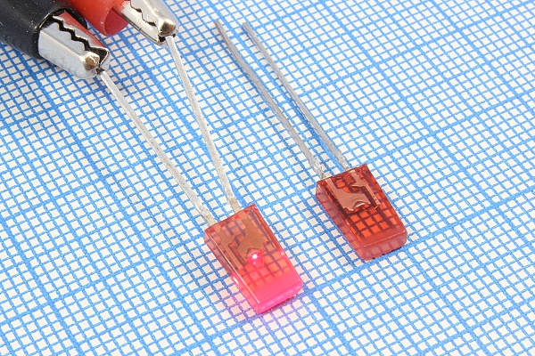 СД  5 x 2,5x 9 \кр\   1\100\кр мат\КИПД28Б-К\ --- Светодиоды постоянного свечения